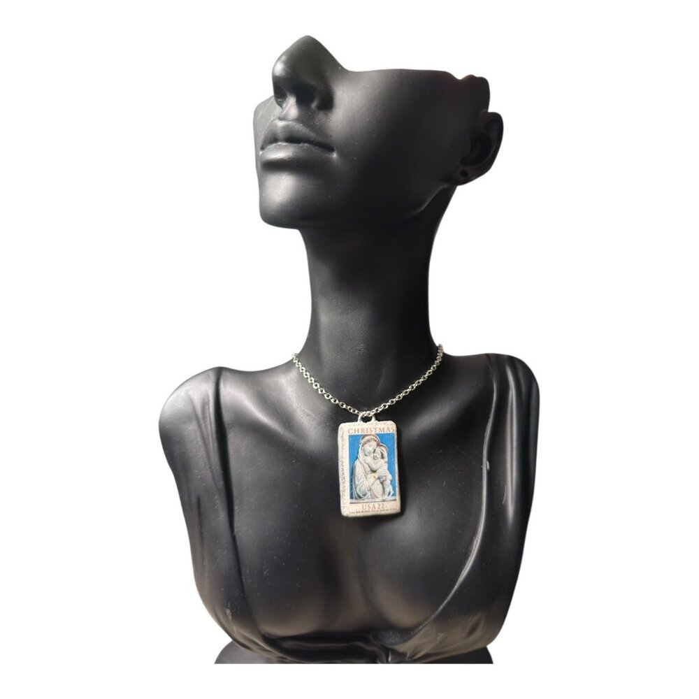 Handmade Christmas Pendant Necklace With USA 22 Stamp Design Decoupaged & Hand-P - Picture 8 of 10